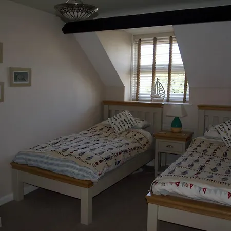 Coach House. Falcon Mews